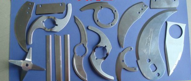 原廠專業(yè)生產(chǎn)各類優(yōu)質(zhì)耐損切肉刀片 、可按圖加工
