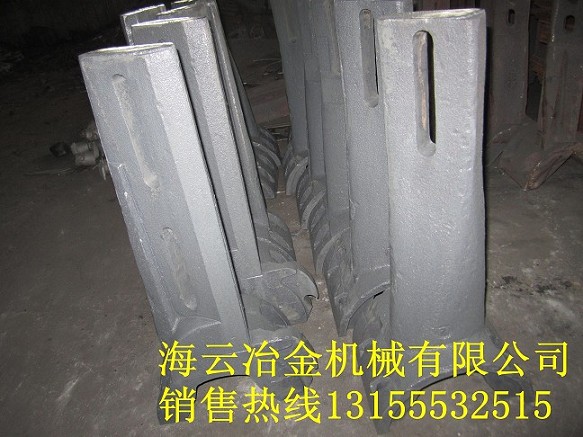低價(jià)出售三一重工120站好質(zhì)量中間攪拌臂、180站過橋板、耐磨配件
